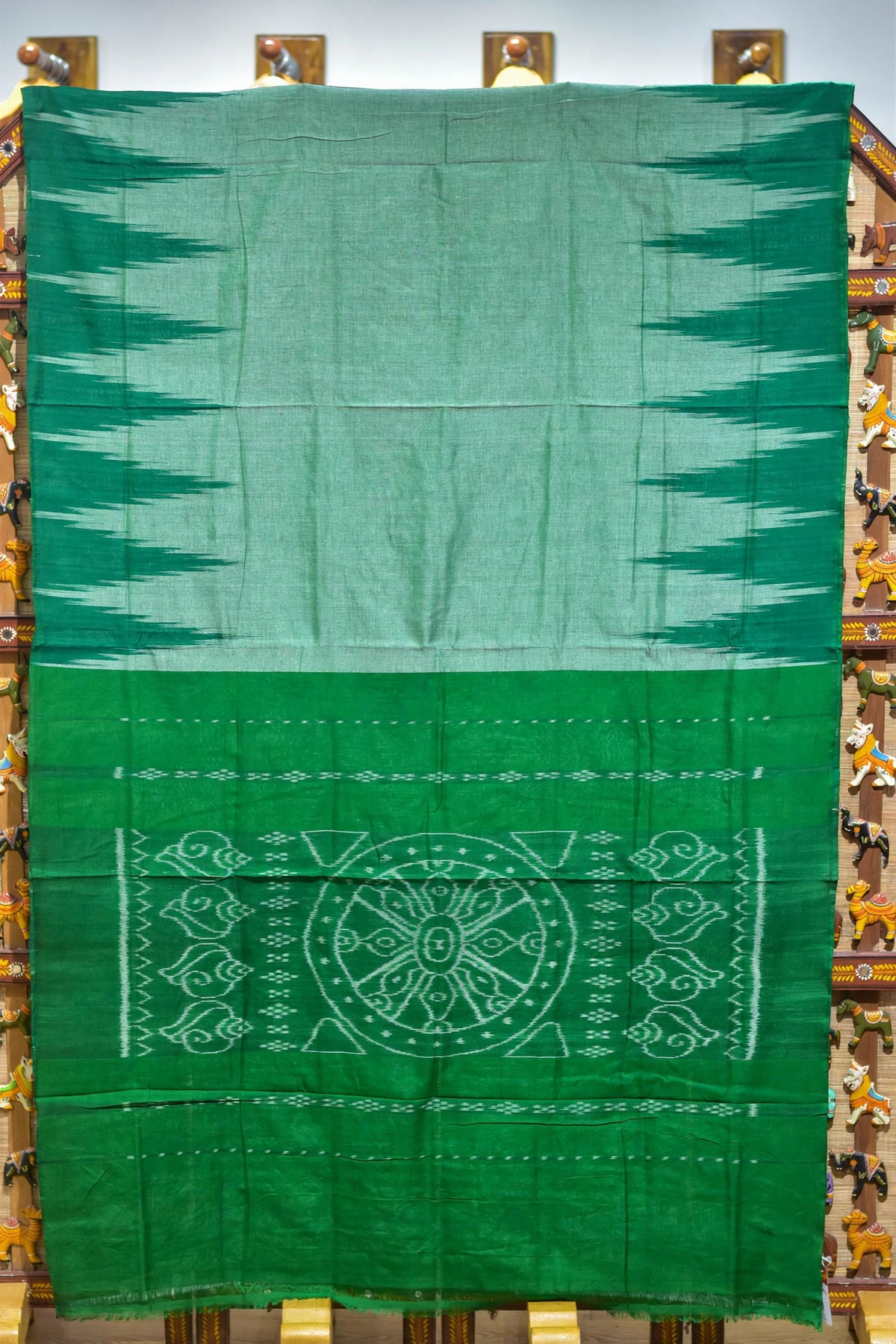 Green Kargil Kumbha Cotton Saree — Khandua Single Ikat (Odisha)